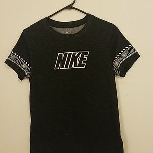 Nike T-Shirt